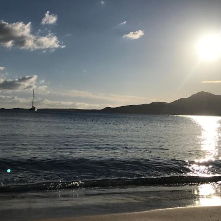 Apartamento Duplex rénové les pieds dans l'eau Calvi  Exterior foto