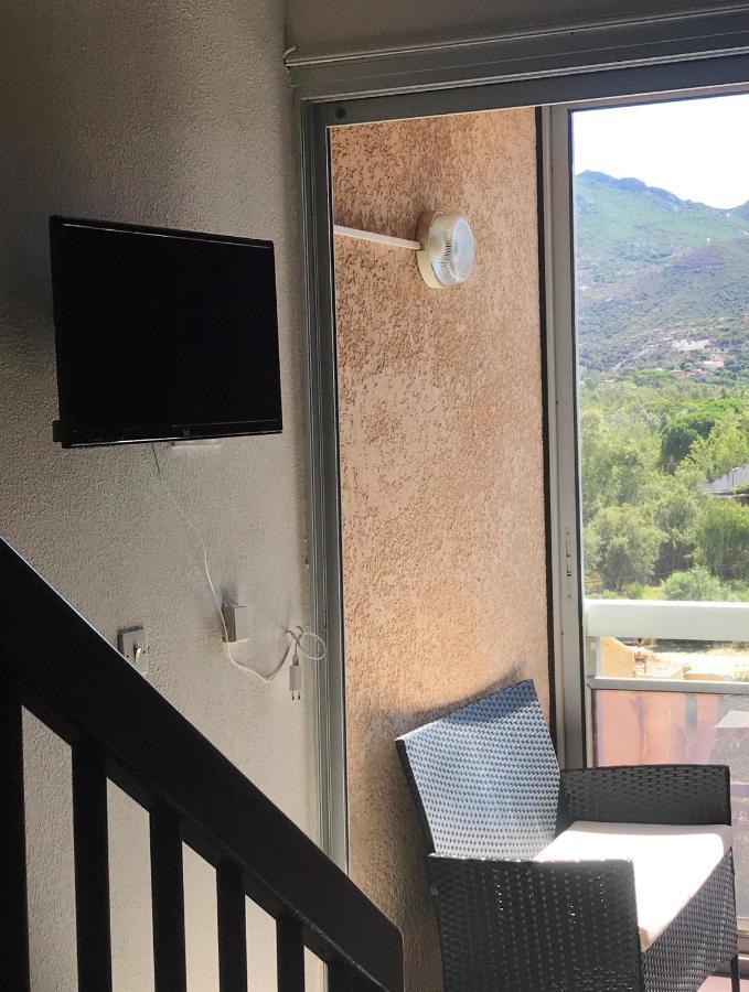 Apartamento Duplex rénové les pieds dans l'eau Calvi  Exterior foto
